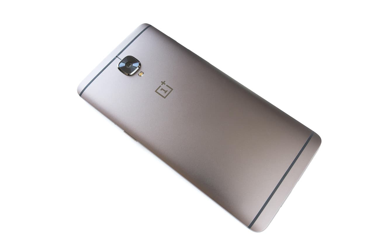 OnePlus 15T's 7,500mAh 'Glacier' Battery: Compact or Compromise?
